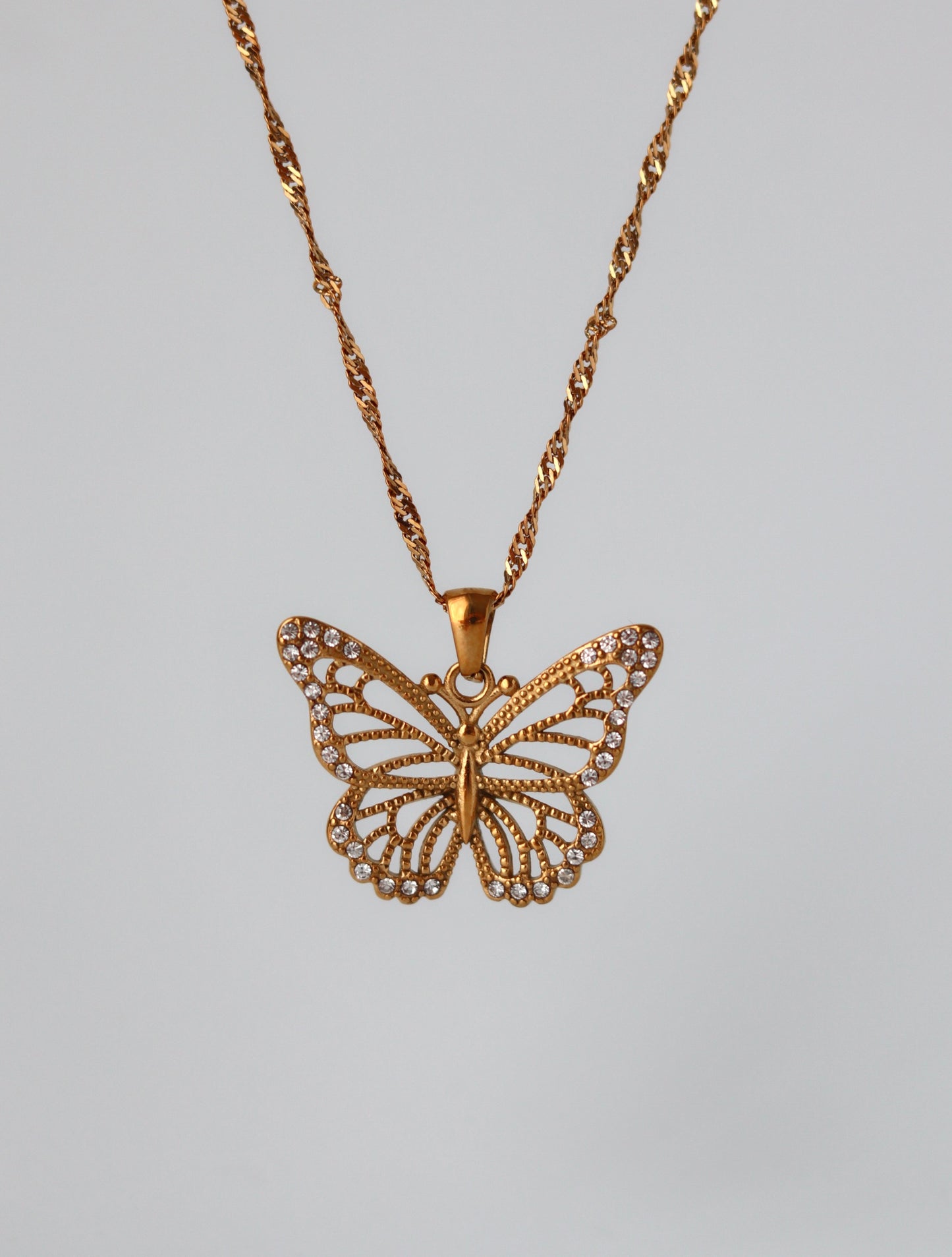 Luna Papillon