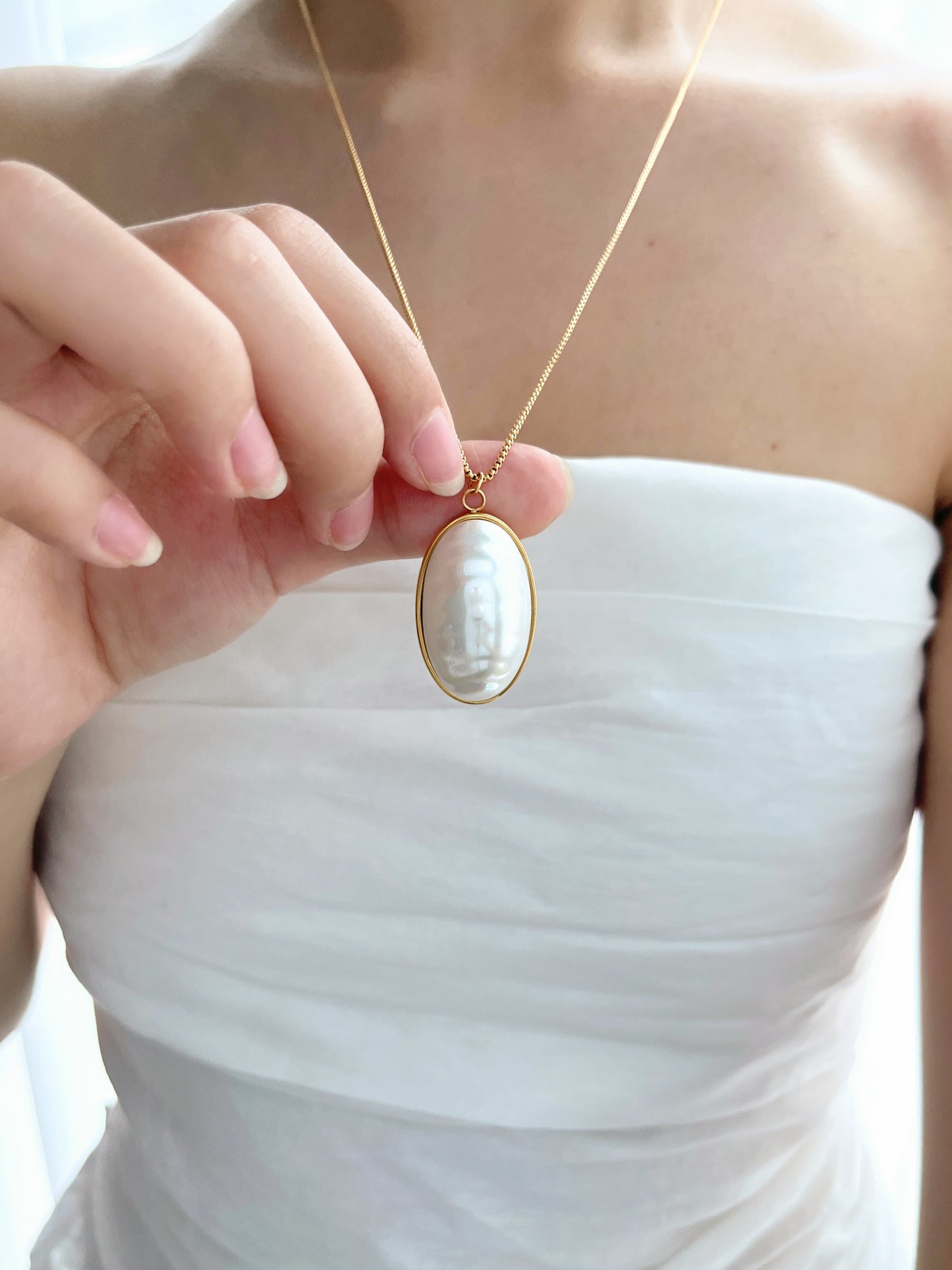 The Shellborne Pendant