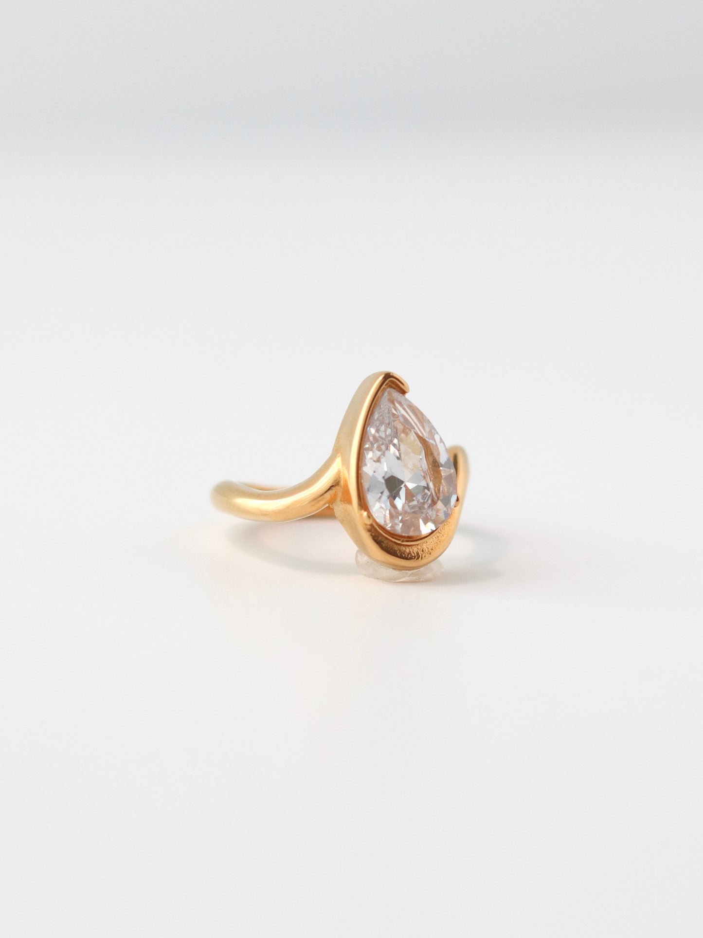 Lustre Curve