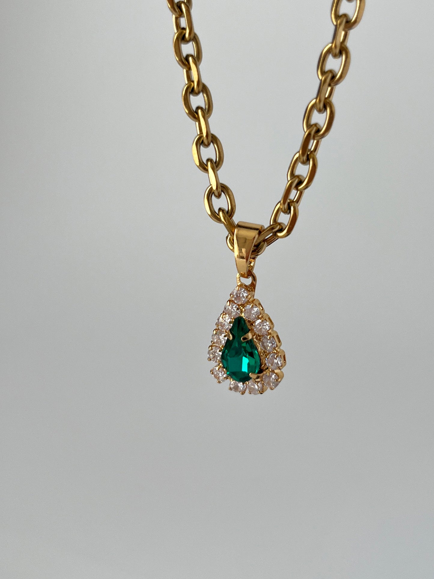 Verdant Glow Pendant