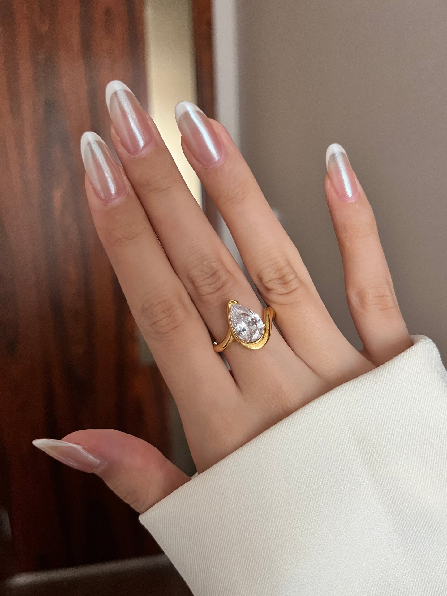 Lustre Curve