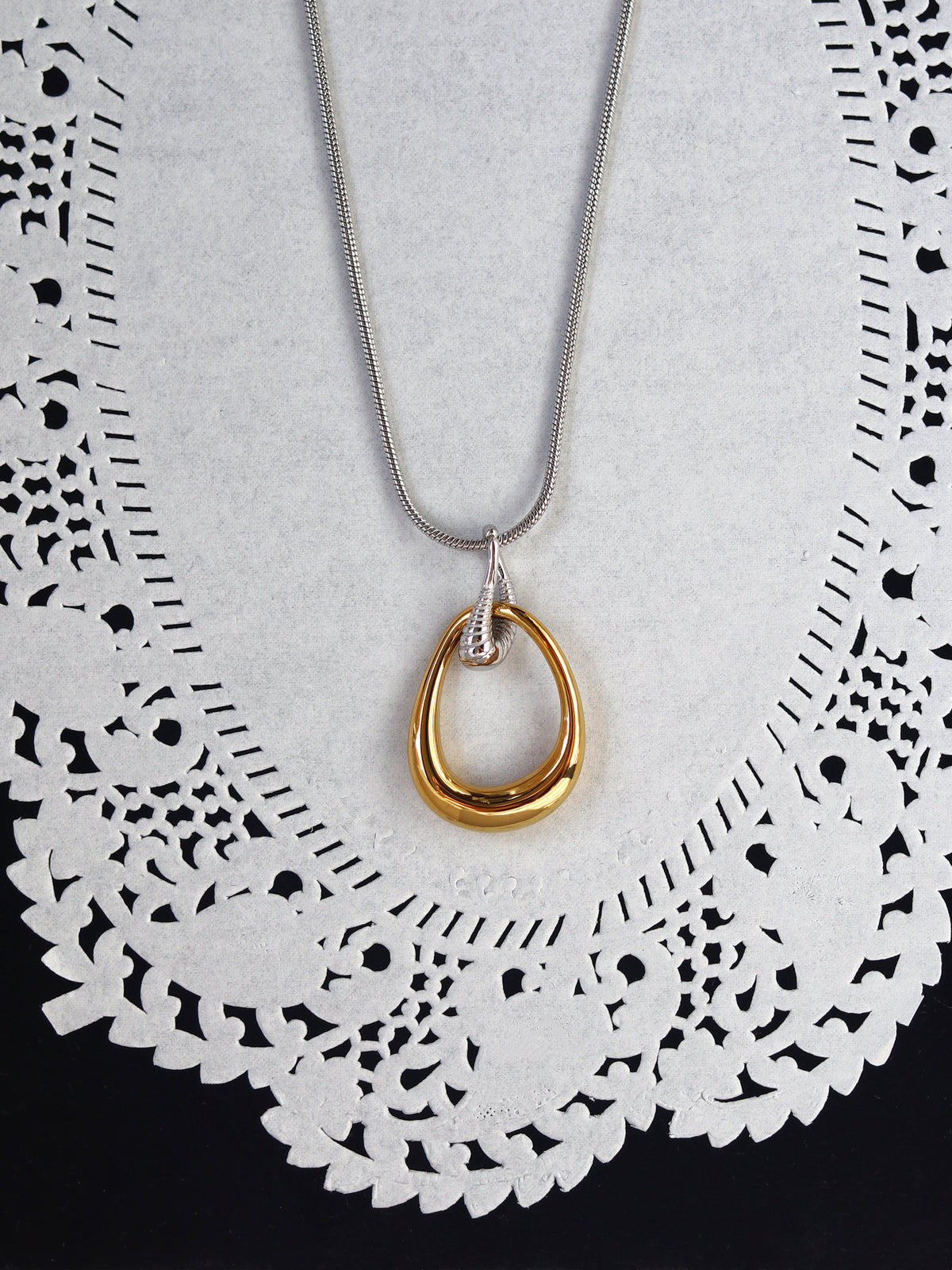 Gilded Loop