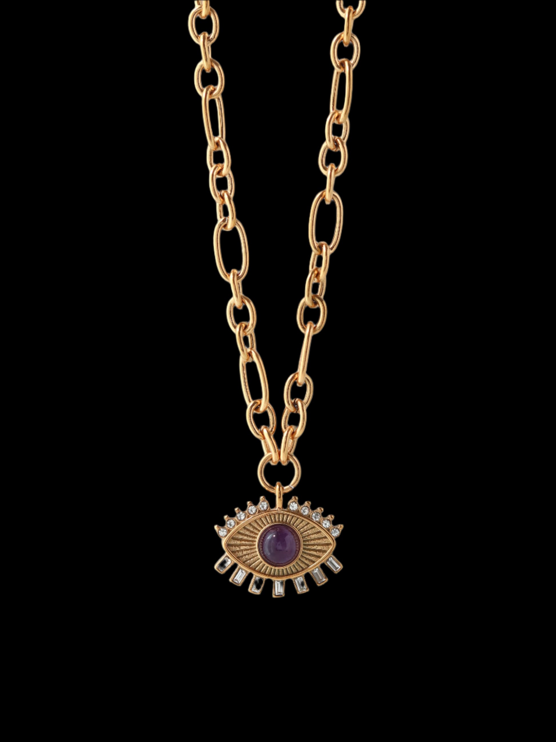 Gold necklace with an eye-shaped pendant 