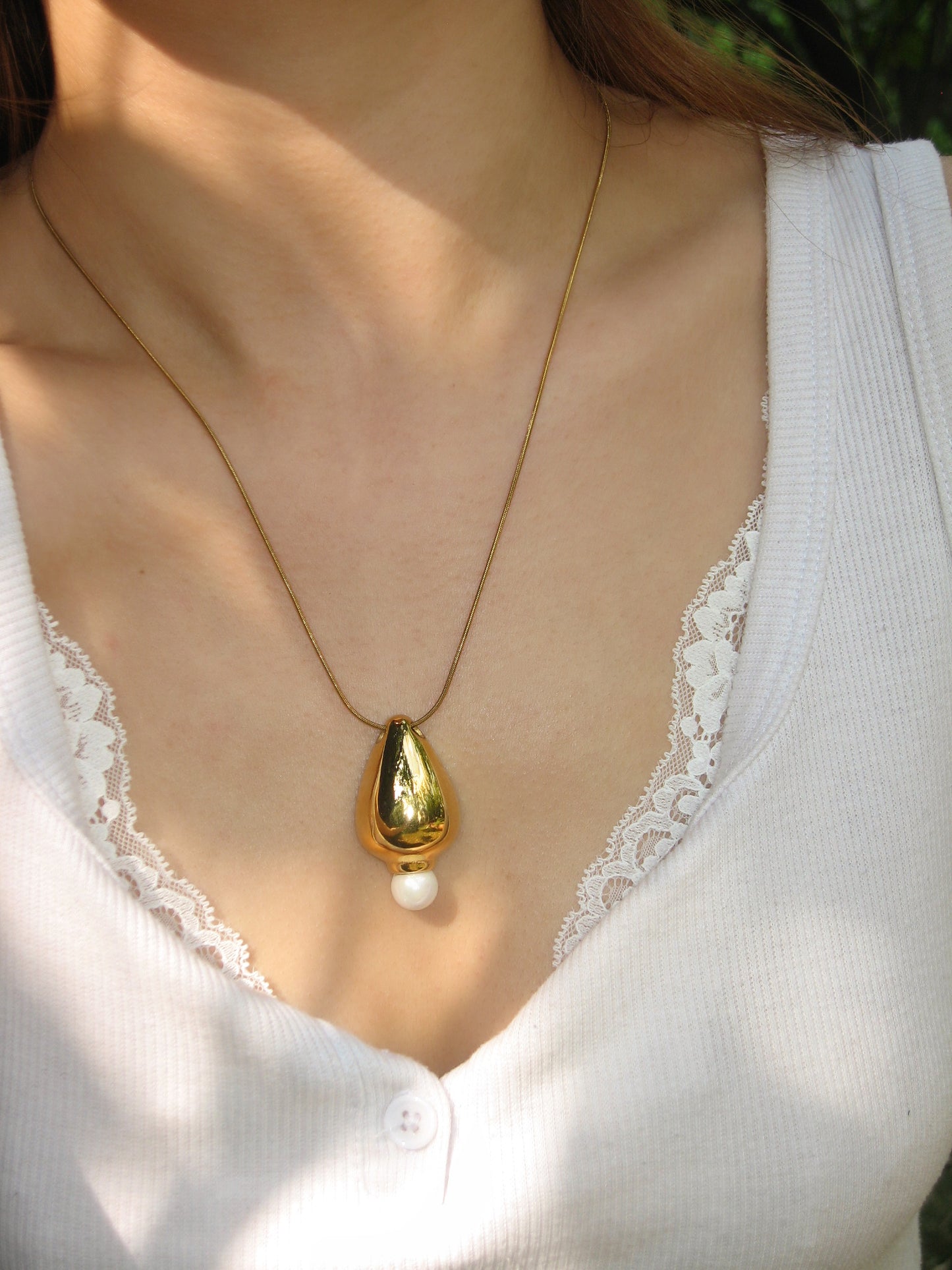 Pearl Essence Necklace