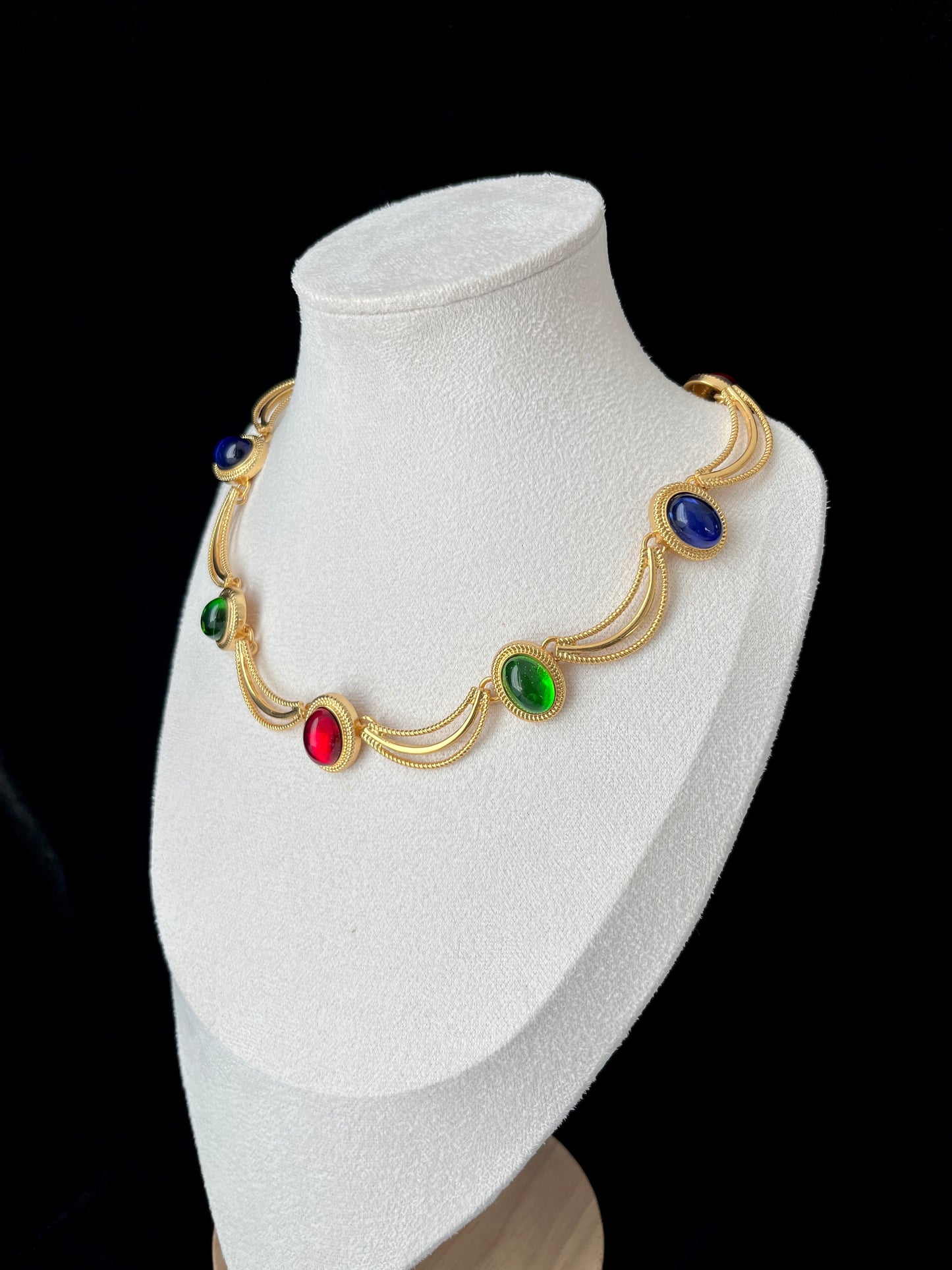 Hollywood Regency Bib Necklace